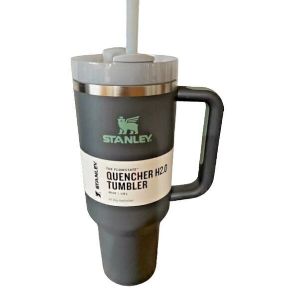 Stanley Quencher H2.0 Tumbler 40 oz Charcoal (Gray) SOLD OUT New‎ WOB - Picture 1 of 9